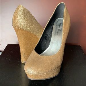 Gold glitter wedges